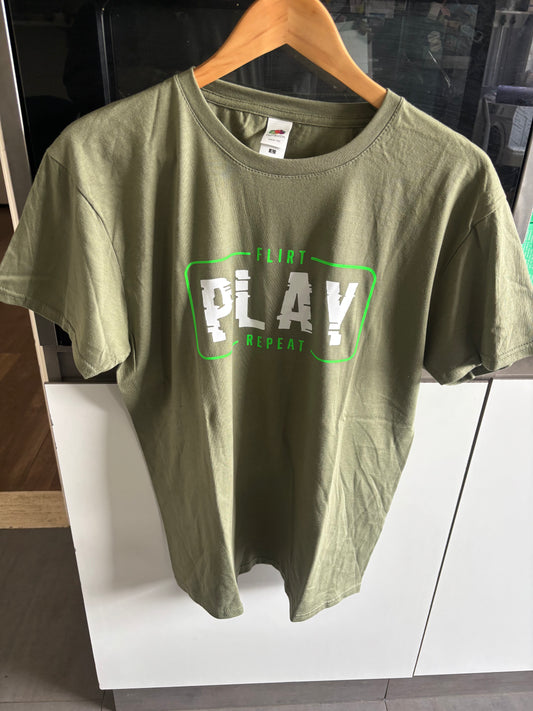 T-Shirt flirt PLAY repeat